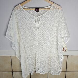 Lucy Love cover up lace poncho Size XS New with tags